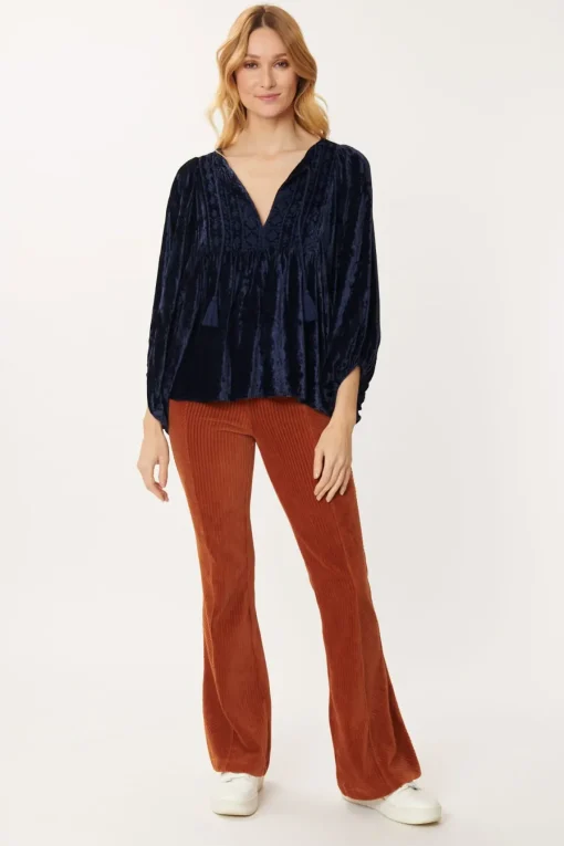 Sale Blouse en Velours Brodée MADELEINE Les Blouses, Chemisiers & Tops