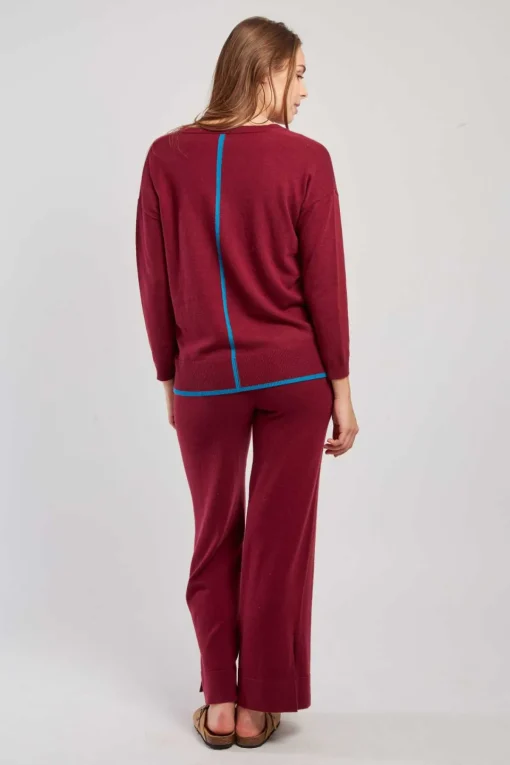 New Pull uni en maille col V CARGESE La Maille|Les Gilets, Cardigans & Pulls
